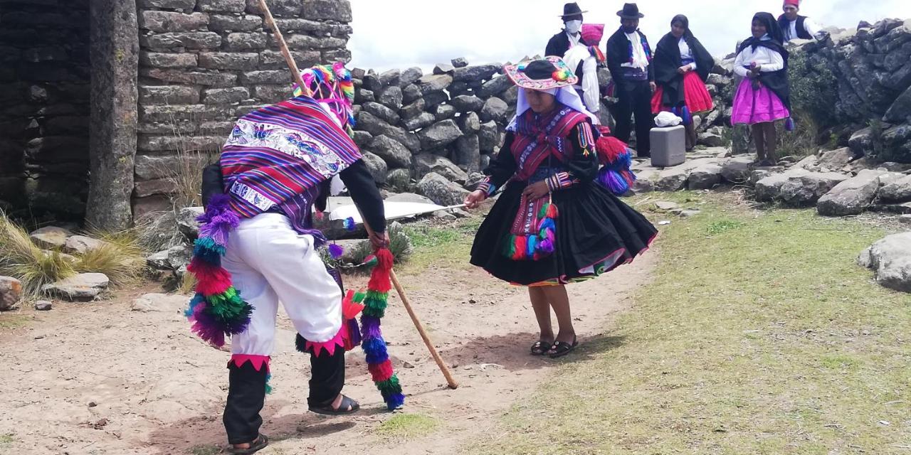 Taquile Hospedaje Mario Уильянопампа Экстерьер фото